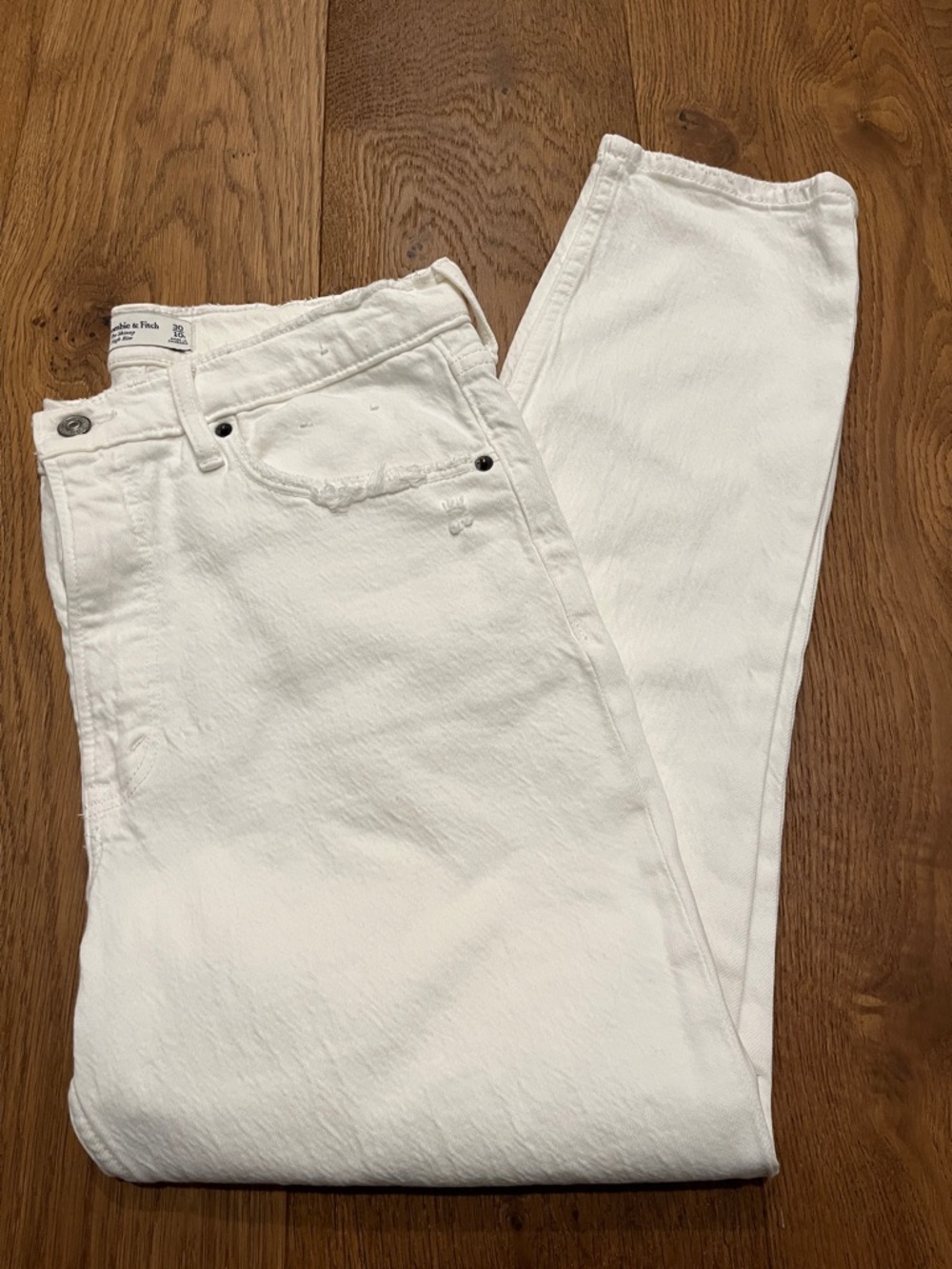 Abercrombie and Fitch, The Skinny High Rise
Size 30/10